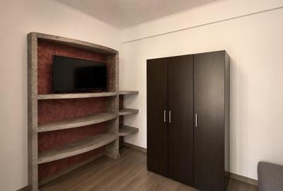 Apartament de închiriat zona Soarelui o camera  – disponibil imediat - 2