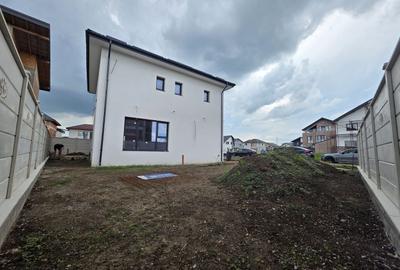 Vilă individuală în Tunari – 5 camere, curte privată - 31