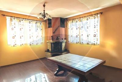 Casă / Vilă cu 5 camere de vânzare in Harman, Brasov - 11