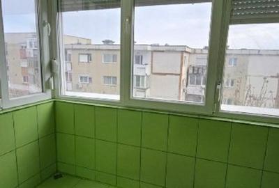 Apartament cu 2 camere decomandat în Micălaca