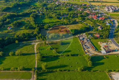 Teren intravilan 7.660 mp lângă Bran, panoramă 360°, comision 0% - 11
