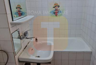 Garsonieră cu balcon, etaj 3, Dărmănești, Piatra Neamț - 9
