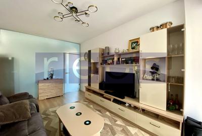 Apartament cu 3 camere semidecomandat, mobilat în Sebastian