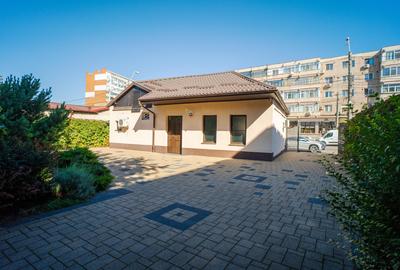 Vilă Grandioasă 650 mp+Spațiu Comercial 110 mp Tătărași Teren 968 mp - 18