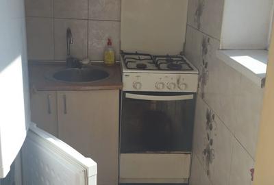 Exclusivitate !Far/ Abator .  Va propunem o garsoniera de 32 mp , - 8