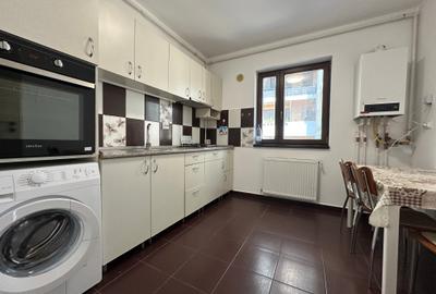 Apartament cu 2 camere decomandat în Mihai Bravu