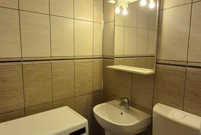 3 camere renovat | 80 mp |  Centrală proprie | Parcare - 10
