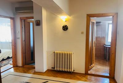 Apartament ultracentral, 3 camere, cu priveliste impresionanta, langa Mercur - 14