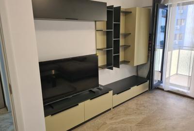 Apartament cu 2 camere decomandat în Parcul Carol