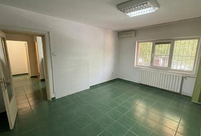 Apartament cu 2 camere decomandat, mobilat în Nerva Traian