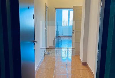 Apartament 2 camere decomandat - zona Centrul Civic - 3