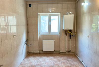 Apartament 4 camere Victoriei, centrala proprie, boxa, garaj, comision 0 ! - 44