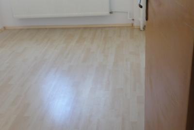 Apartament cu 4 camere decomandat în 13 Septembrie