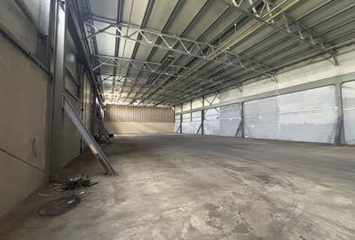 Depozit cu showroom de inchiriat de 1600 mp - 23