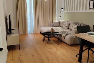 Apartament cu 2 camere semidecomandat în Aviației