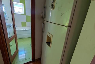 De închiriat 3 camere Piata Sud - 3