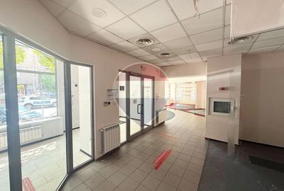 Spațiu comercial de 192 mp + 113 mp subsol | Gara de Nord - 2