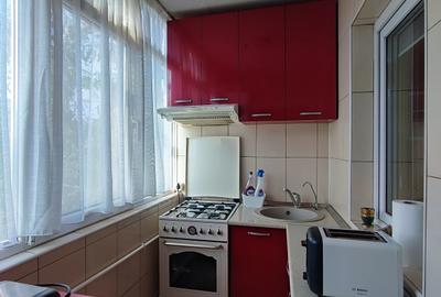 Apartament 3 camere si loc de parcare de inchiriat in Inel 1 - 4
