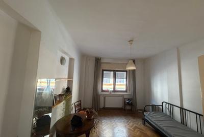 Cismigiu- Brezoianu,   garsoniera 30mp, parter, centrala proprie, zona linistita - 2