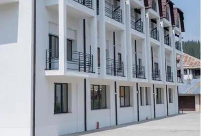 Apartament cu 2 camere decomandat în Est
