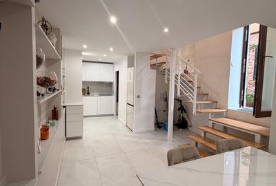 Apartament cu 2 camere semidecomandat în P-ța Mihai Viteazul