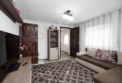 Casa  + anexa în Com.  Petresti, Sat Gherghesti - Dambovița - 3