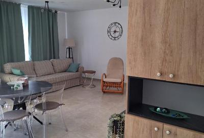 Apartament cu 2 camere decomandat în Titan