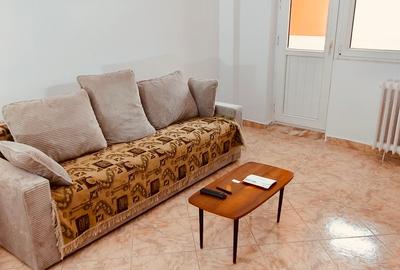 Apartament cu 2 camere decomandat în Bucur Obor