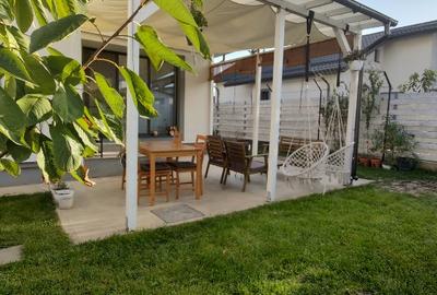 Casă individuală cu 4 camere în Tunari