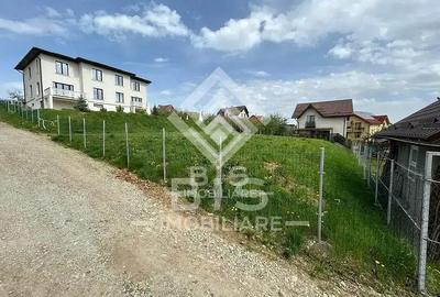 Teren Construcții intravilan de 550 mp, în Periferie