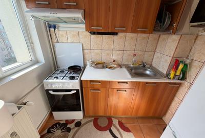 Garsoniera Titan 30 Mp Etaj 9 Bloc 1972 Reabilitat 10 Min Metrou - 6
