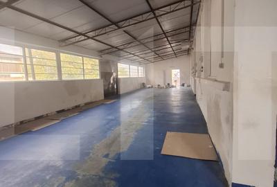 Spațiu industrial, de 471.00 mp, în Central
