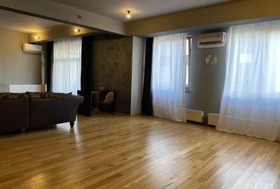 Birou, de 112.00 mp, în Dacia