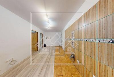 Ap cu 2 camere, balcon si loc de parcare - C. Arhitectilor - 2