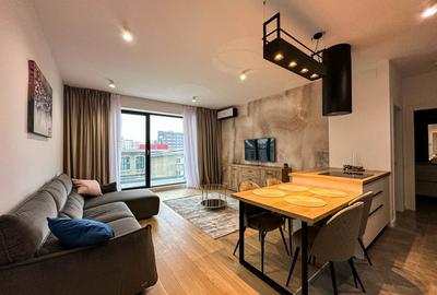 Apartament cu 2 camere semidecomandat, mobilat în Timpuri Noi