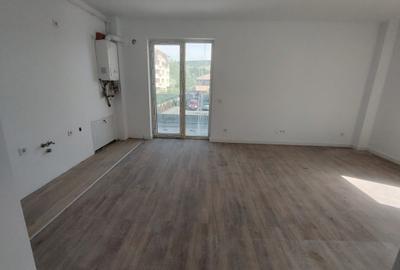 Apartament cu 2 camere semidecomandat în Florești