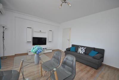 Apartament cu 3 camere decomandat în Prelungirea Ghencea
