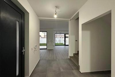 Duplex modern - asfalt - living mare - bucatarie inchisa - 3