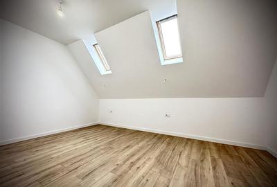 2 camere 96 mp, 2 bai, vedere spectaculoasa – Rasnov - 9