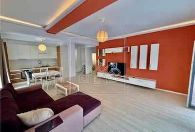 Apartament cu 3 camere decomandat în Sub Arini