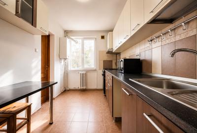 Apartament cu 4 camere în Tomis Nord