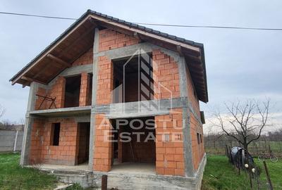 Casa individuala cu 5 camere,teren de 480mp,la rosu,Peciu Nou - 1