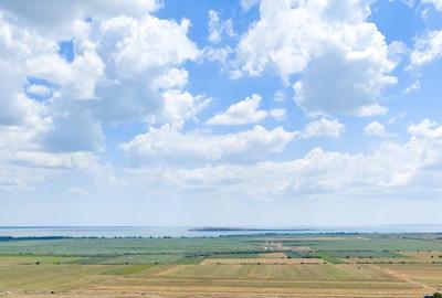 Teren agricol extravilan de 30000 mp, în Valea Nucarilor