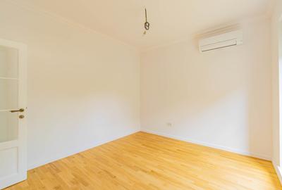 Vila moderna cu vedere la lac, ambient intim si elegant, piscina, carport - 29
