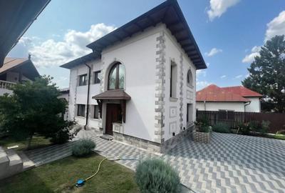 Casă cu 4 camere în Chitila