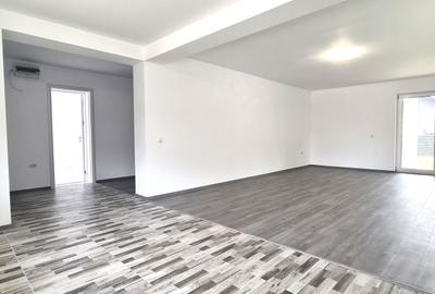 Casă individuală cu 4 camere în Tărlungeni