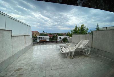 Apartament cu 2 camere decomandat în Drumul Taberei