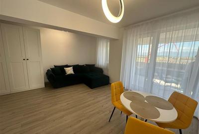 Apartament cu 2 camere semidecomandat, mobilat în Exterior Sud