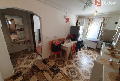 Apartament 3 camere, etaj 2, bloc izolat, - Zona Girocului - 15