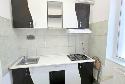 De inchiriat apartament cu o camera ultracentral, et. 1, 320 euro - 2